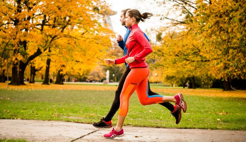 Los beneficios de hacer ejercicio en otoño