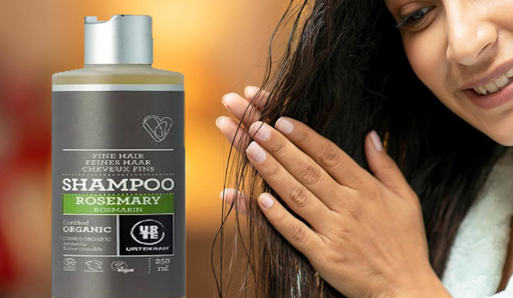 Cuida tus cabellos con champú de romero